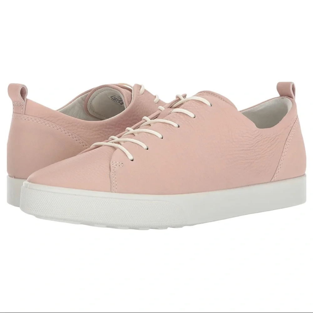 Ecco Gillian Low Top Sneaker in Rose Dust color Size US 10 and EU size 41